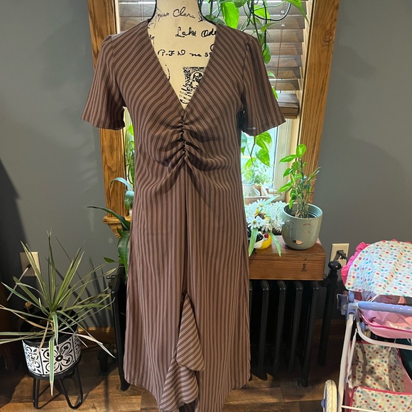 Zara Ruffled Ruched Dress In Striped Brown- Size large - Picture 4 of 7